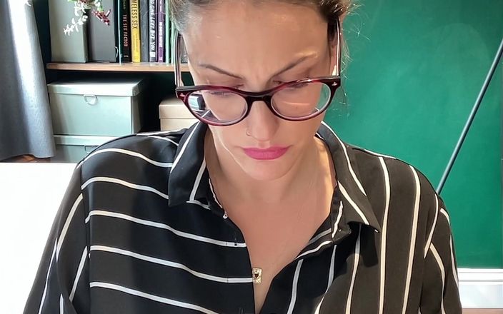 Countess diamond: Cruel Bank Manager
