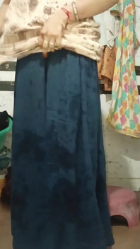 Priya Bhabi sexy lichaamsmassage