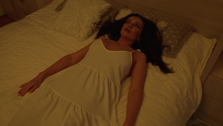 Luna Roulette: Horror! Demônio sexual possuiu uma mulher para exorcizá-lo, teve que...