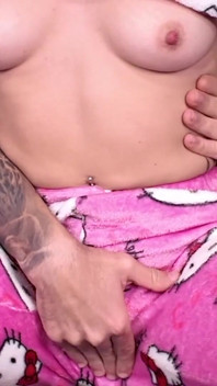 Innocent Stepdaughter Seduced and Fingerfucked on the Couch