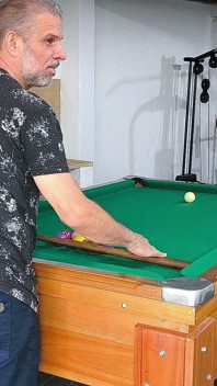 Wer will nackt mit mir spielen?