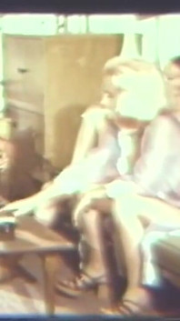 Pay Now Touch Later - (film de restylage en version Full HD)