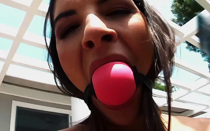 FapFlare: Gangbang Queen Roxxxy Rush Gets Double Penetrated and Covered in...