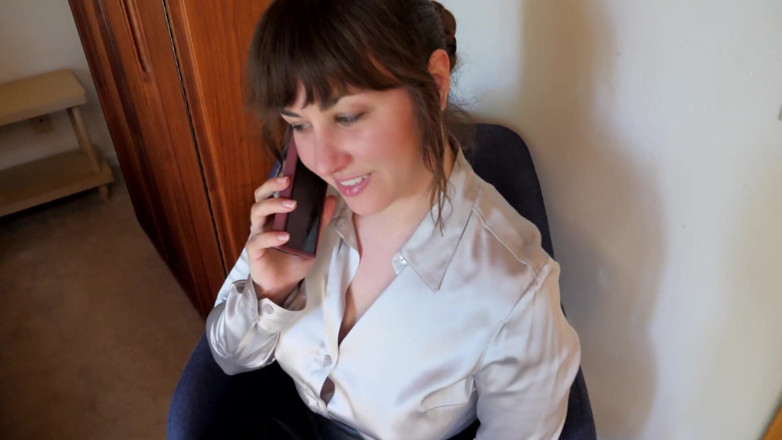 Princess Leia: Stepmom's Conference Call Cumshot
