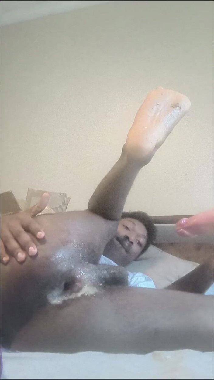 DaBlackFemboy: Gaping Bussy Creaming and Farting