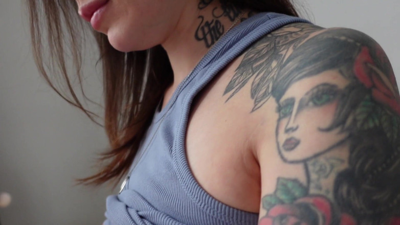 Ghomestory: Erotische fotosession endete mit einem tiefen und sabberenden blowjob mit...