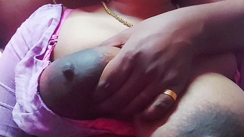Desi Mohini: 학생에게 성적 쾌락을 주는 발정난 교사