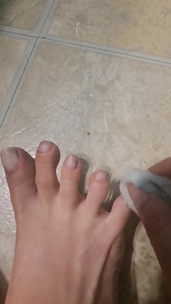 Naughty alchemy: Польське видалення з педикюром