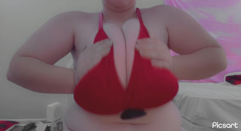 Mushroombitchx: Dildo-tittenjob