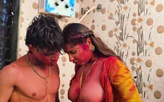 Caldo indiano desi coppia holi speciale romanticismo