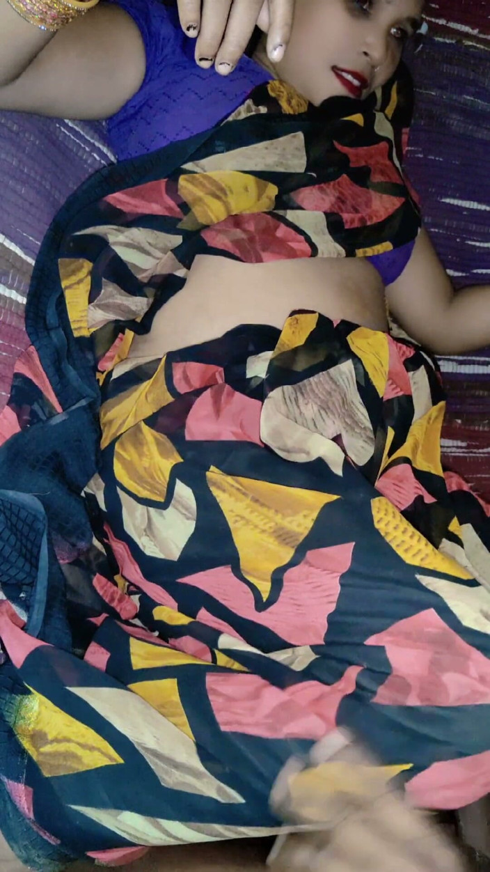 Renudbf: Desi Married Girlfriend in Saree Was Fucked Hard by Boyfriend...