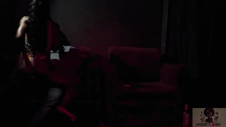 Naturelle Chocolat: Lapdance untuk Klien FavoritKu