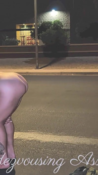 Sexe En Public Nu, Tard Dans La Nuit !