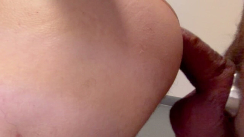 HornyAntony: 내 엉덩이에 넣어 사정할 때까지 4
