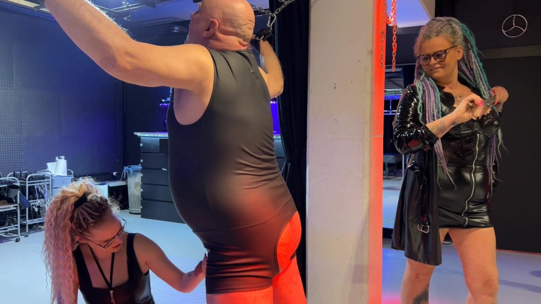 Domina Dark: Dommes seks vóór slaaf