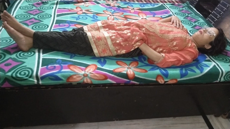 Indian Muslim Couple: Indian Couple Passionate Reunion Kisses, Cuddles & Endless Affection