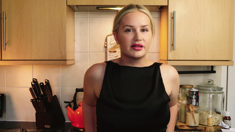 JessieHH: Fuma con la matrigna 4K