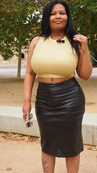 Black Goddess with Giant Tits Fishes White Cocks on the Street. Dominican Jenifer at Fakings Black Fix