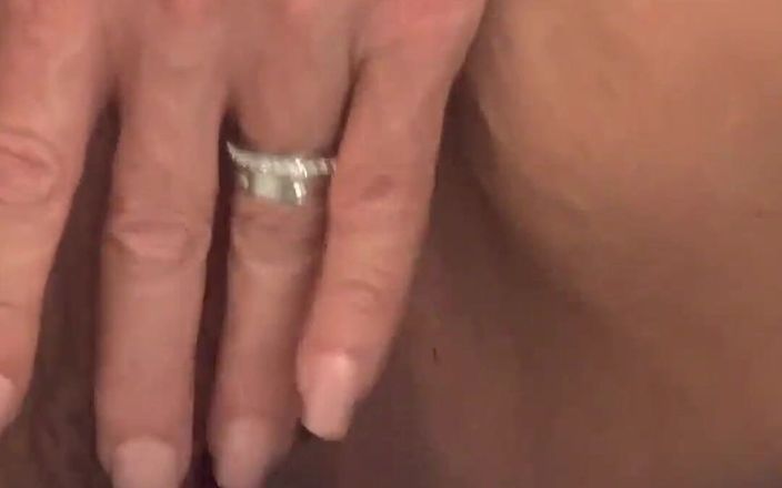 Wetwife2024: 至る所で密着大量潮吹きでびしょ濡れの奥様
