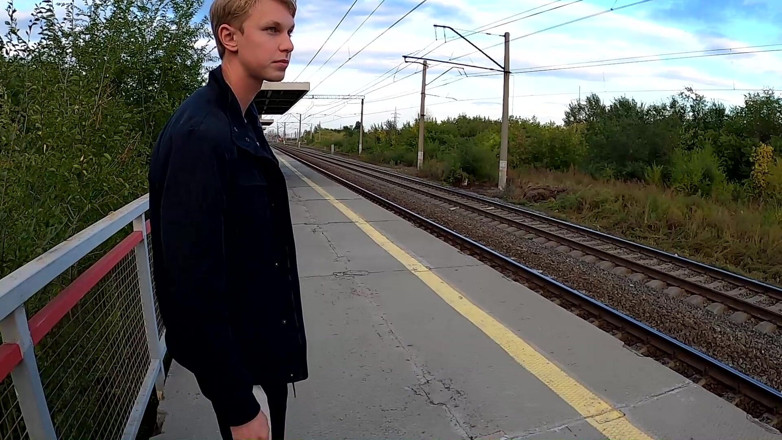 Dick Boys Studio: Extreme Masturbation at the Station