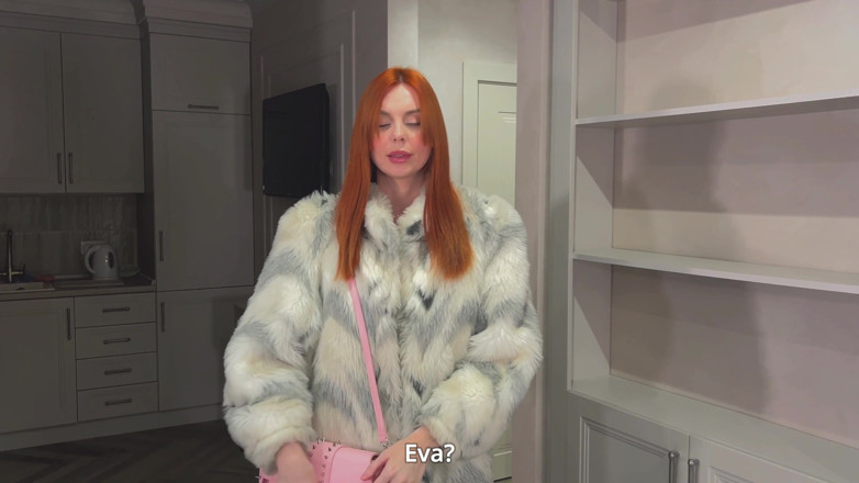 Eva Soda: Sora vitregă drăguță s-a dovedit a fi o curvă cu țâțe...