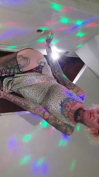 JennieLynn: Glory hole play time