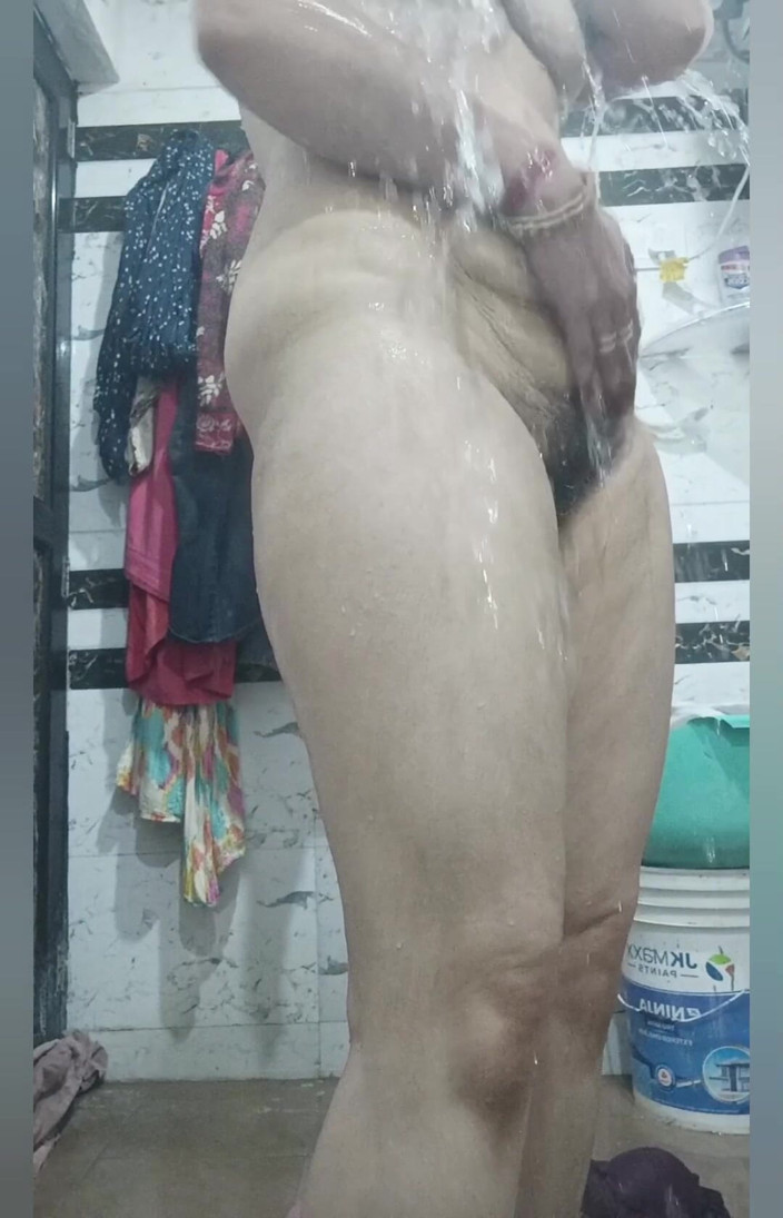 Priyahot77: Priya Bhabi 섹시한 페인트 쇼