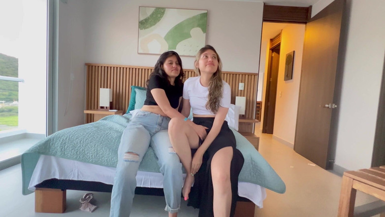 scarlettandc: 2人のレズビアンが何時間もセックス