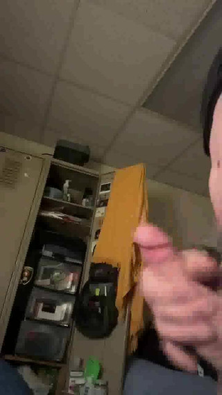 Tatted Daddy: Cumshot