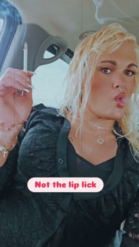 Hot Tranny Smoking Fetish