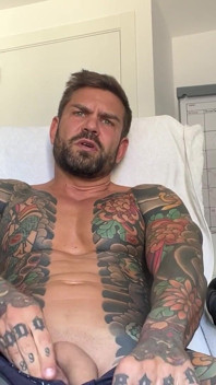 Juan Lucho pour un fan