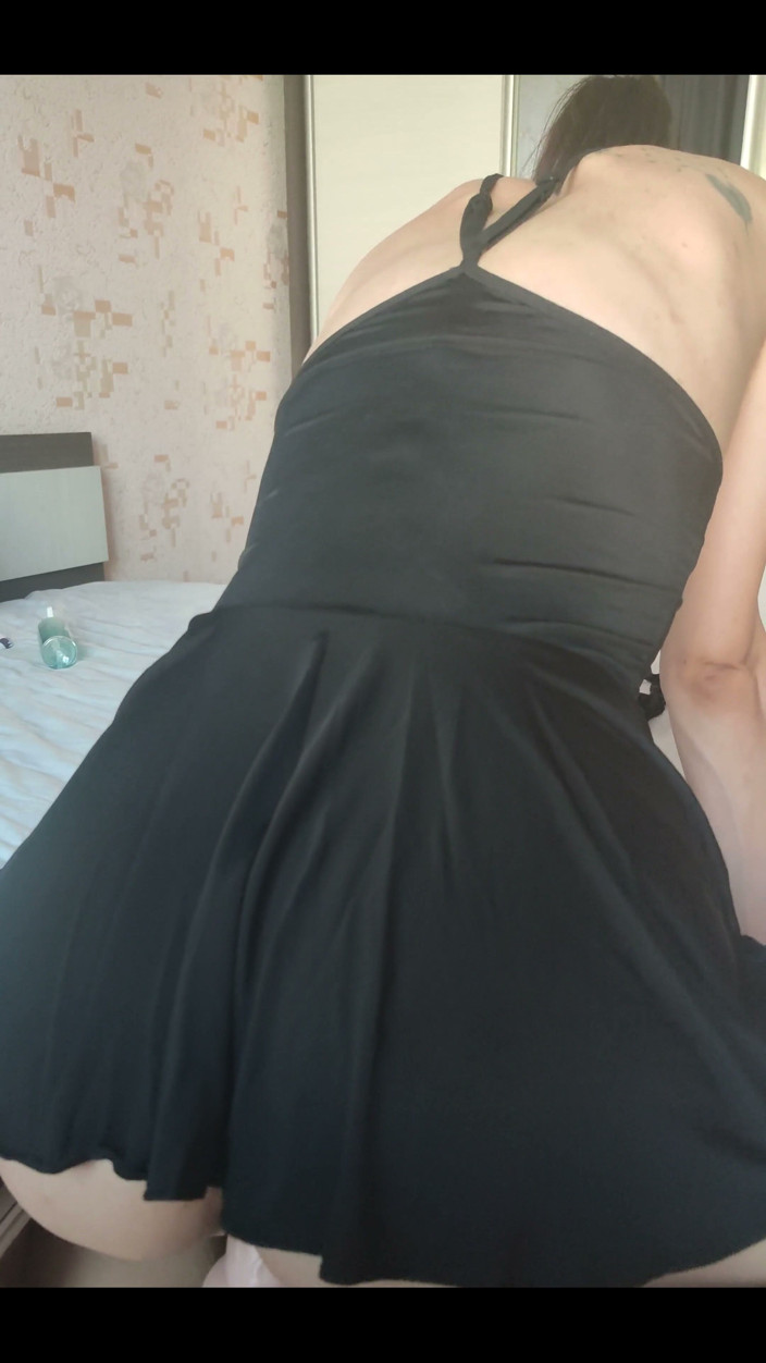 LeilaBeat: I Ride the Dildo on Top and Had an Orgasm....