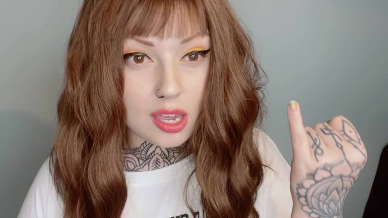 Miss Valentina: Gördüğüm en küçük yarak