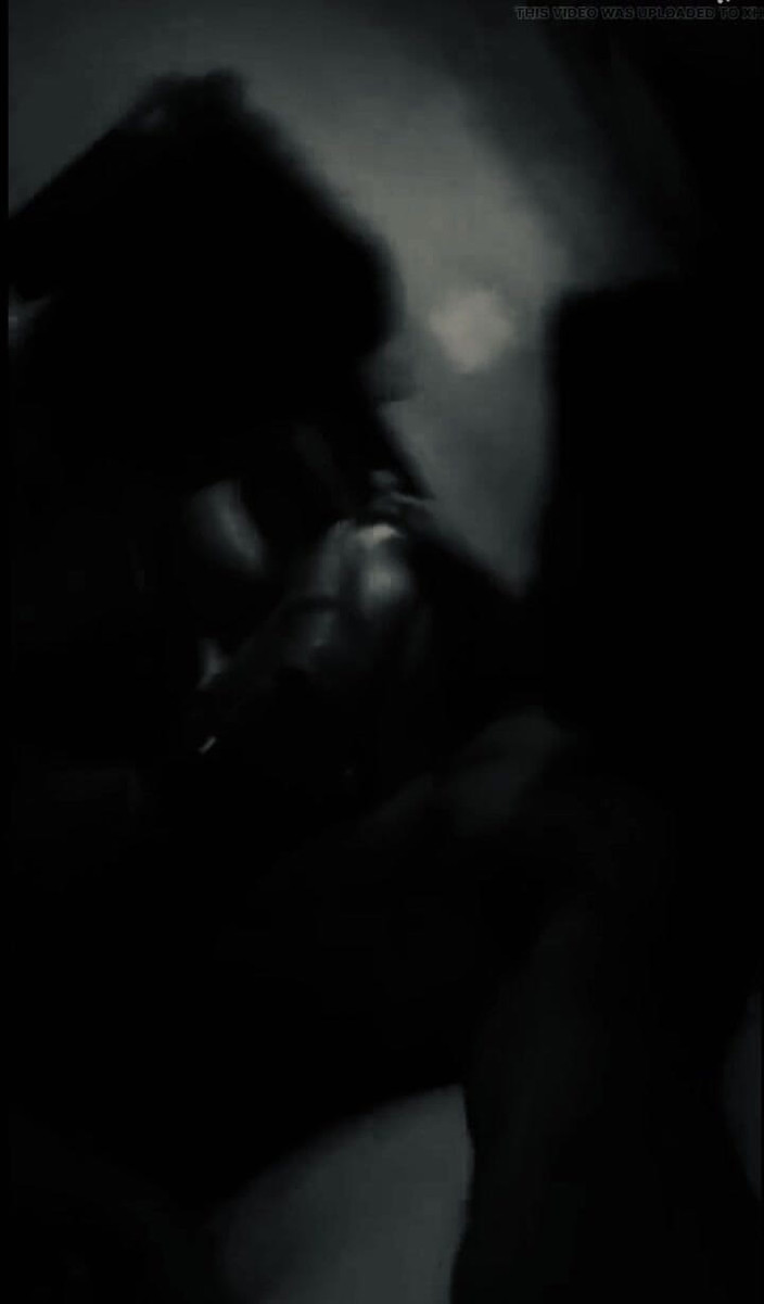 Sanayababhi: Une femme indienne timide gémit bruyamment pendant sa lune de...