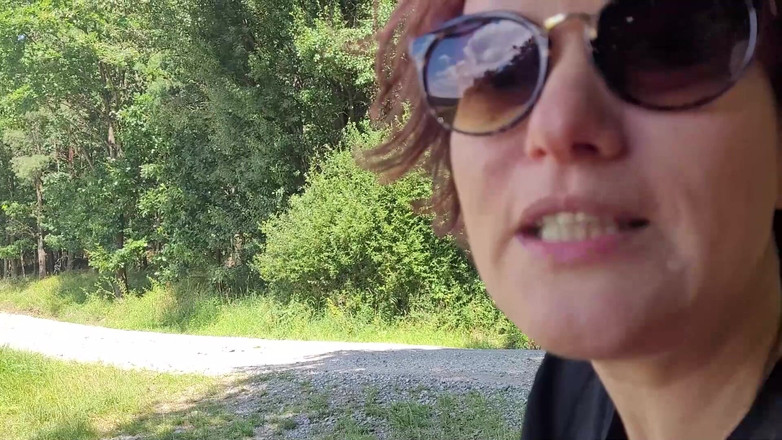 Popp Sylvie: あなたは私のフェラチオデートですか?