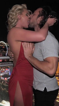 Phoenix Marie & Johnny Castle Fuck on a Las Vegas Balcony