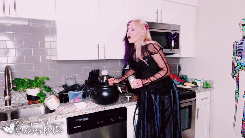 kactus kutie: Plassen om de heksenbrouw te maken