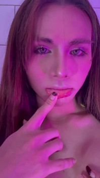Hafif Kıllı Göt Deliği Ile Taylandlı Ladyboy Pizzacı - Beni Ye!