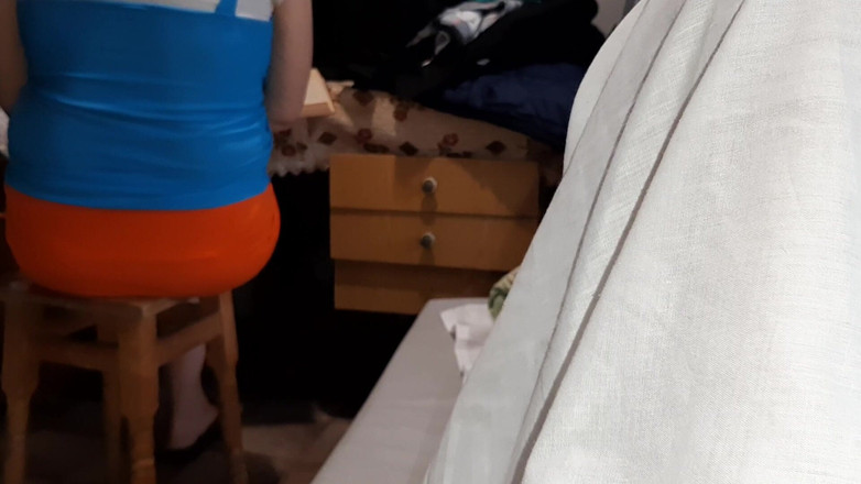 Lesbian-candys: Mientras mi vecina está escribiendo su artículo de términos, su...