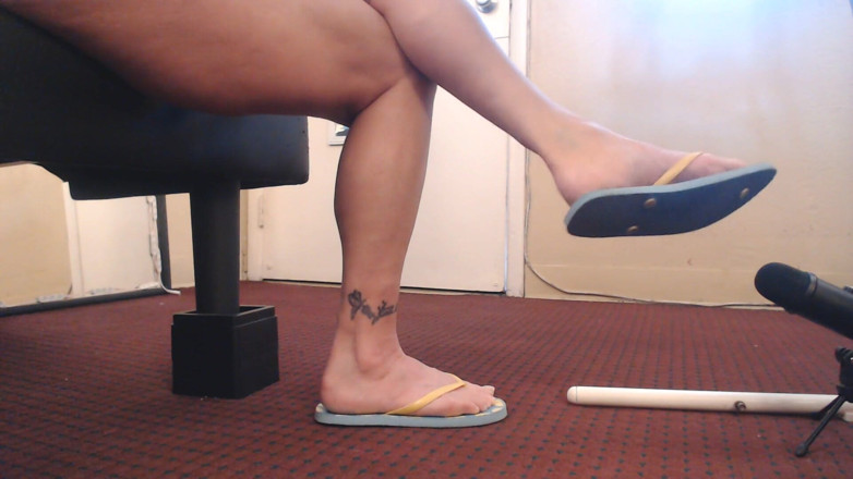 Abby Anna: ASMR lemon blue flip flops sapato jogar tapa