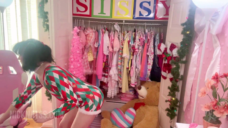 Natalie Napoli: The Cuckold Sissy Holiday Package