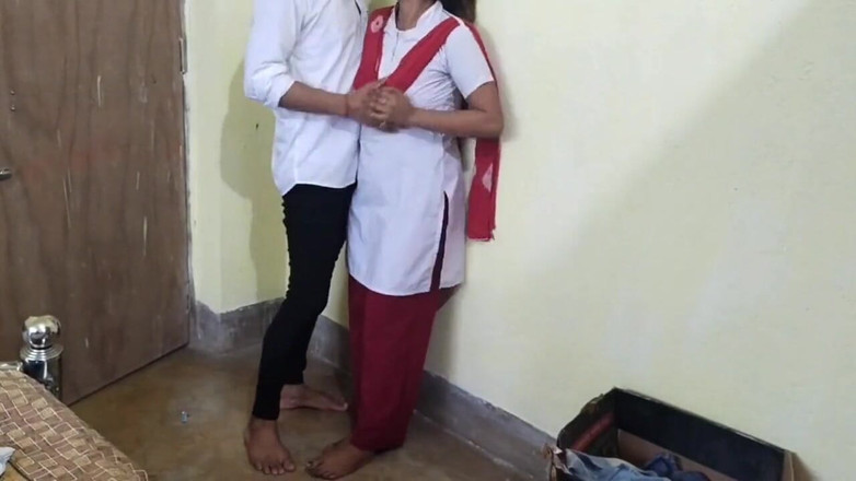 Nazima Khan: Ki Ghapaghap, étudiante indienne, vidéo quand il n’y a personne dans...