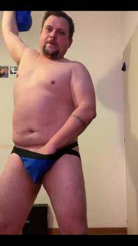 It Was Inspiring to Work Out Watching Porn. Spoiler: I End up Jerking off