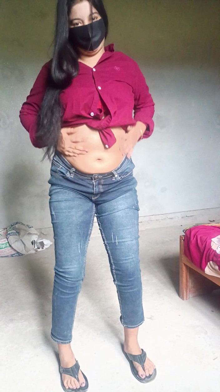 Taniyaxx: 뱅글라 비디오 녹음