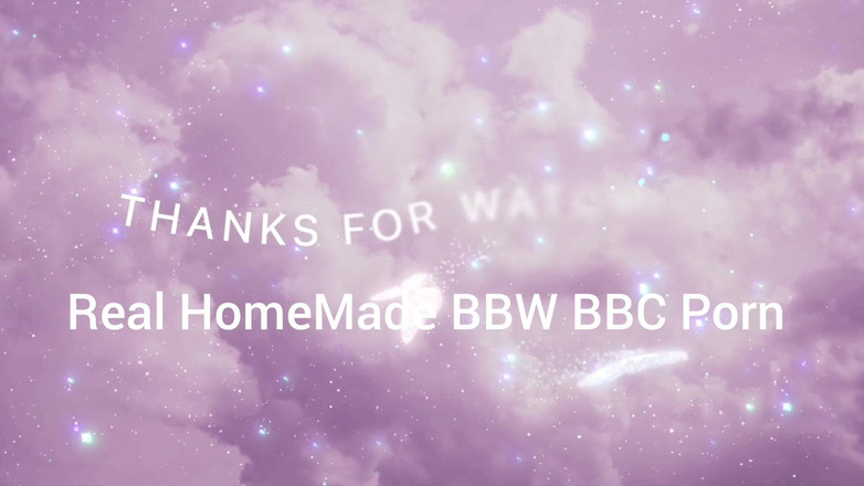 Super sexy ebony cuties: Soțul se pișă pe mine la duș