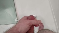 Nerdy Seducer: Rubbing One Out in a Shower Hotel