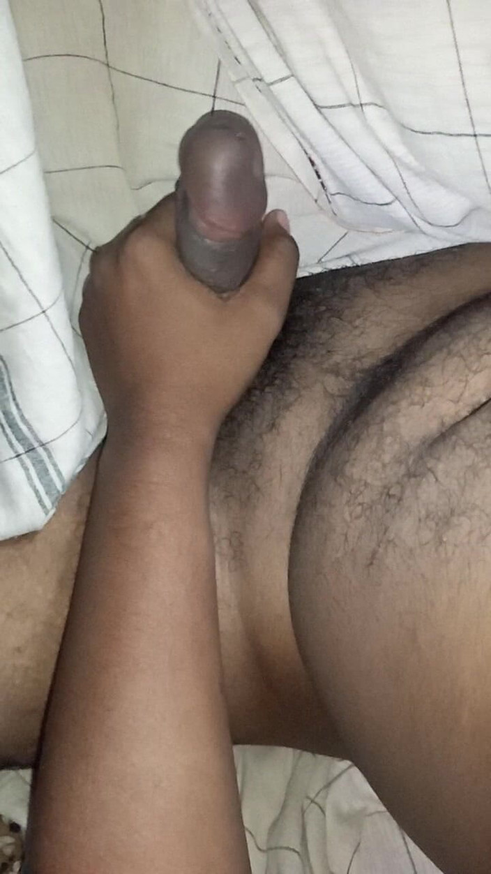 Sweet Indian cock: Une tatie mallu me lèche le sperme de pénis