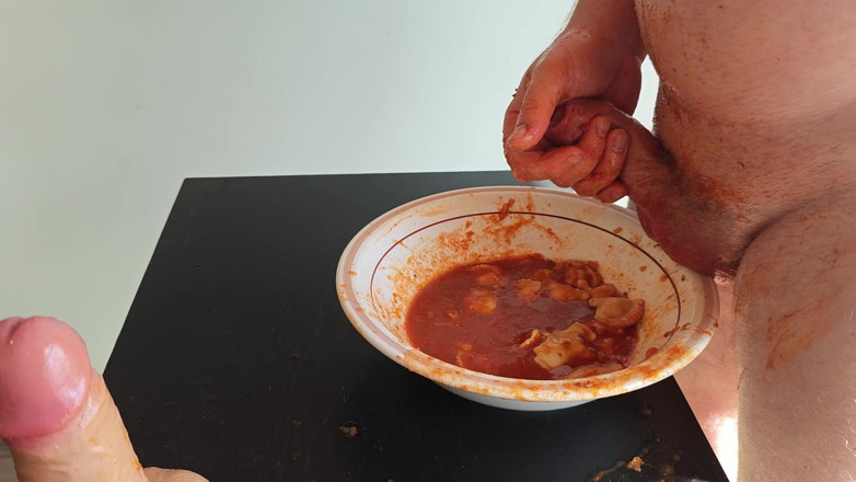 Food Pissplay: Saya kencing semasa makan malam dan akhirnya saya klimaks