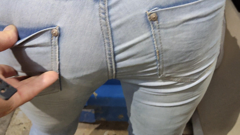 Risky Hairy Couple: Cute Girl in Jeans Stuck in the Barrel While Cleaning...