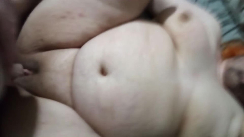 LilTaste: Pareja T4t; Leche en esa polla !!